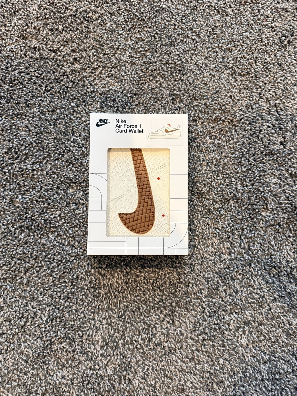 Nike Cream Card Wallet with Brown Swoosh